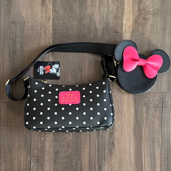 Disney Handbags - Disney Bioworld Minnie Mouse crossbody purse & coin pouch